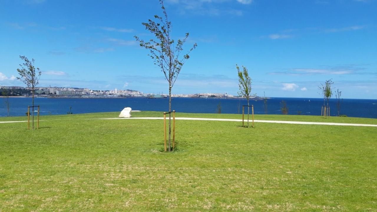 Luminoso Y Acogedor Apartamento En La Playa Олейрос Экстерьер фото